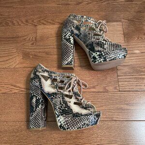 MIA Jillie Snakeskin Womens Platform Size 6.5